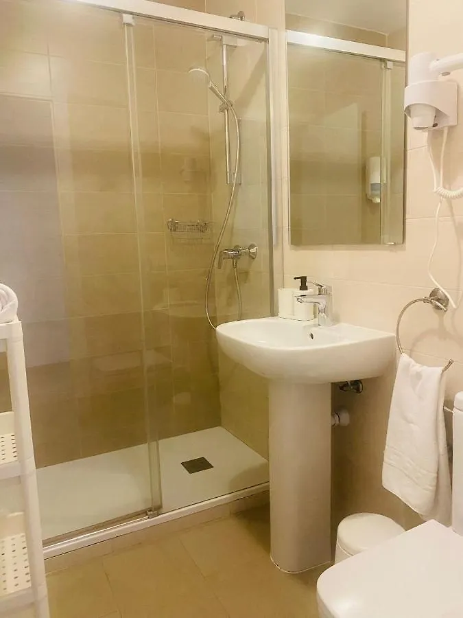 ** Maison d'hôtes Hostal Tres Soles Nerja Espagne