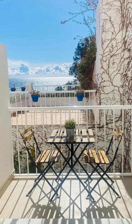 Maison d'hôtes Hostal Tres Soles Nerja