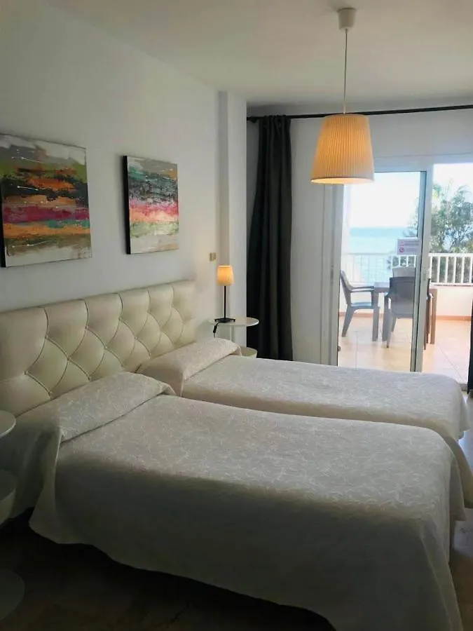 Hostal Tres Soles Nerja