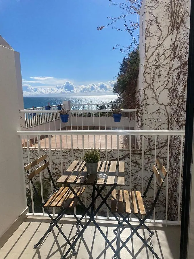 Hostal Tres Soles Nerja Gæstehus