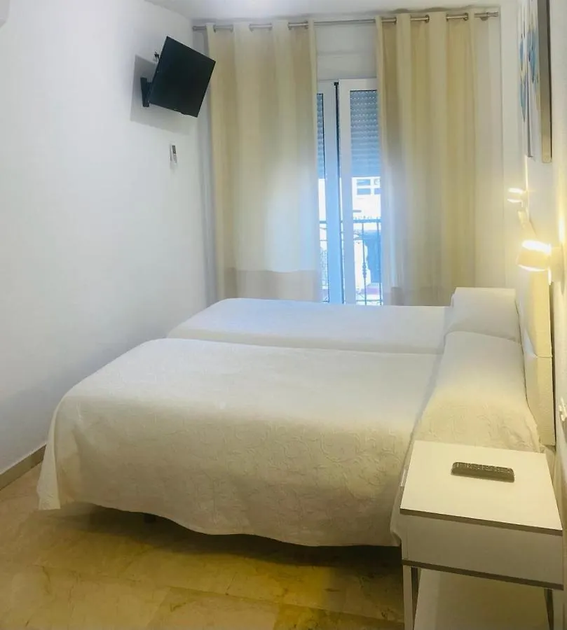 Hostal Tres Soles Nerja 2*,  Spanien