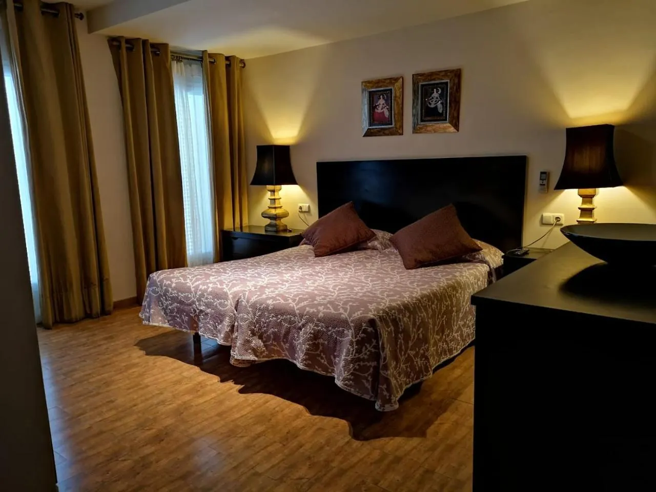 Hostal Tres Soles Nerja