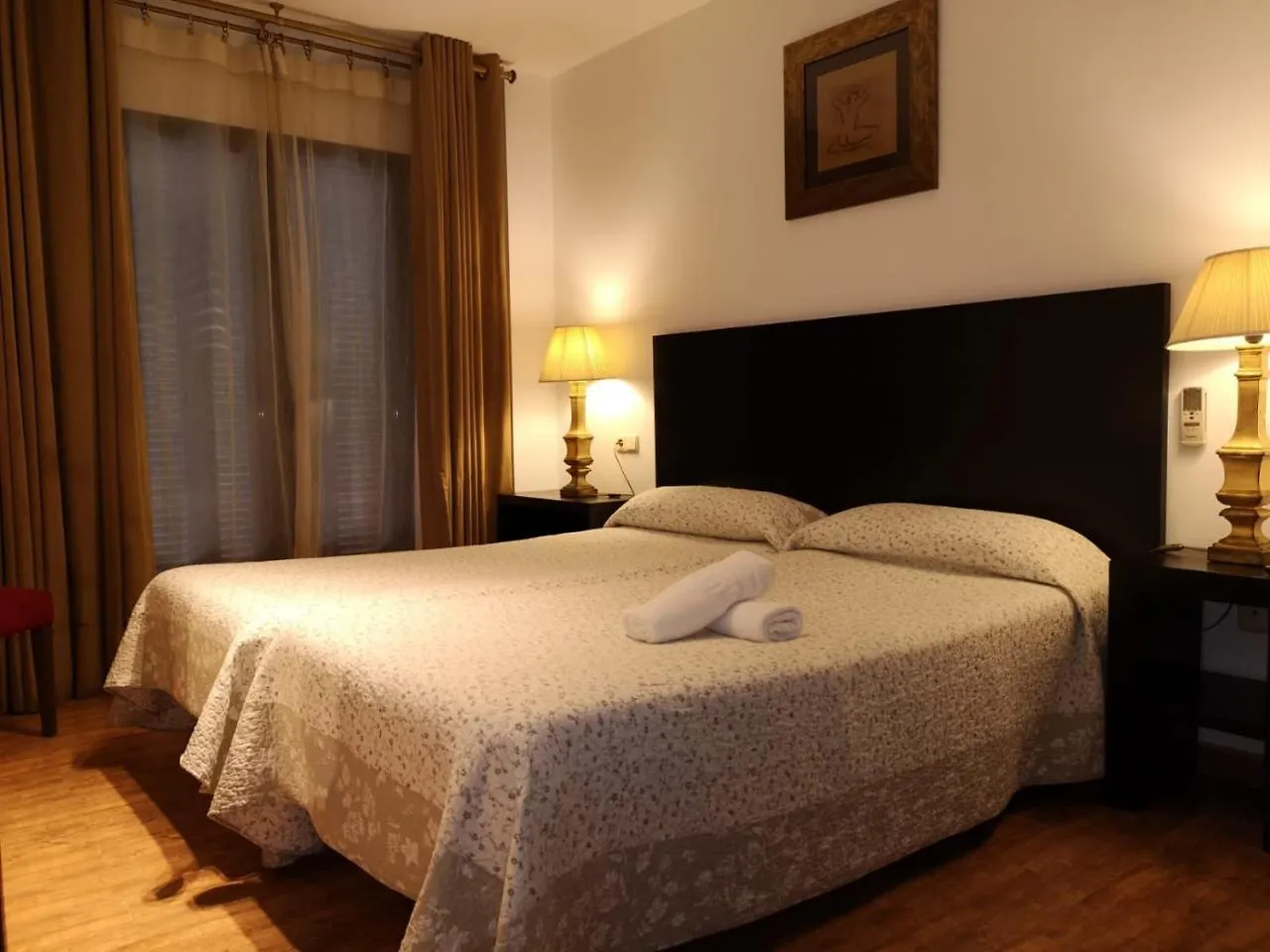 Hostal Tres Soles Nerja Pensjonat