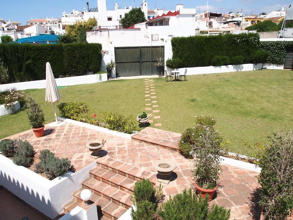 Hostal Tres Soles Nerja Pensjonat